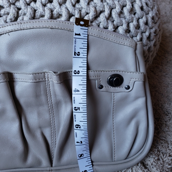 Leather clutch - Picture 3 of 4